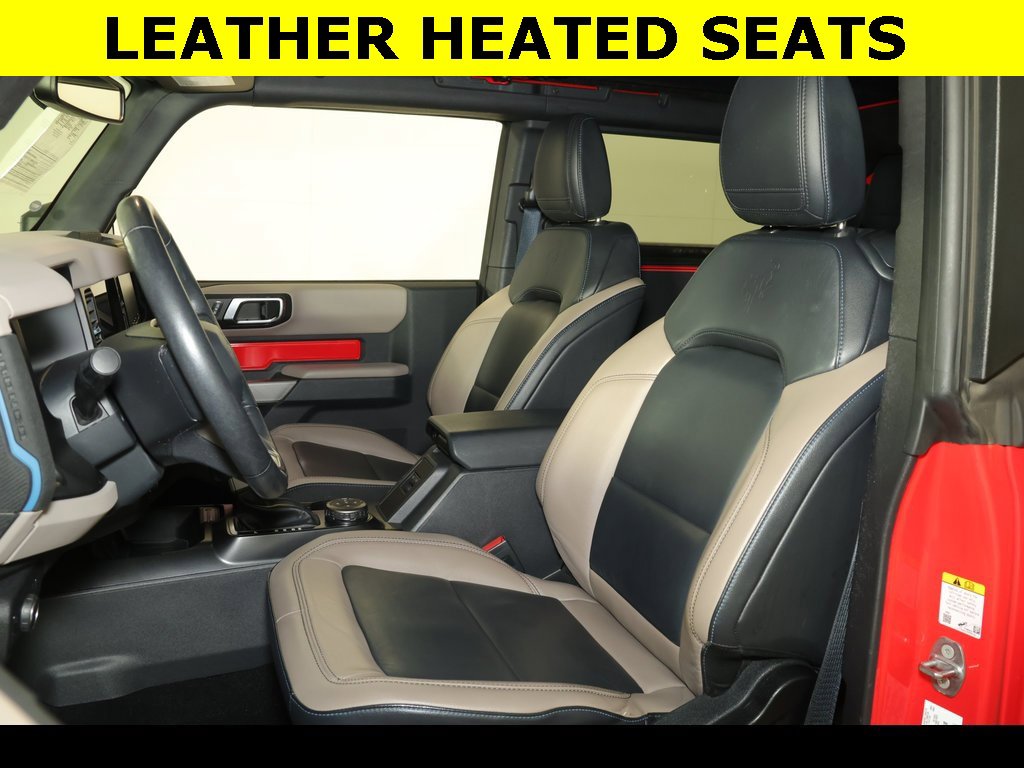 2022 Ford Bronco Wildtrak photo 2