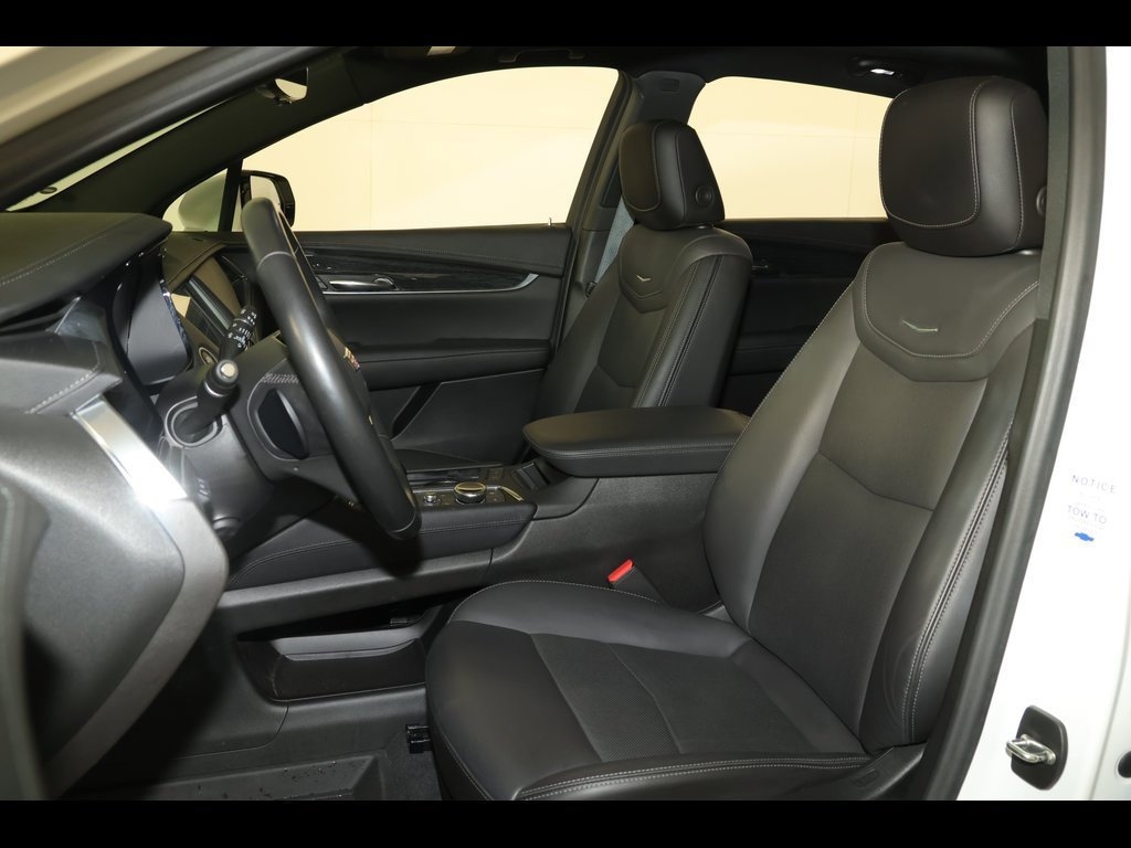 Used 2022 CADILLAC XT5 Premium Luxury SUV