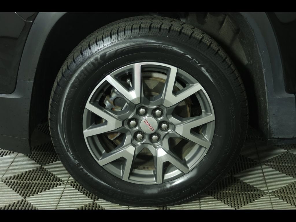 Photo 12