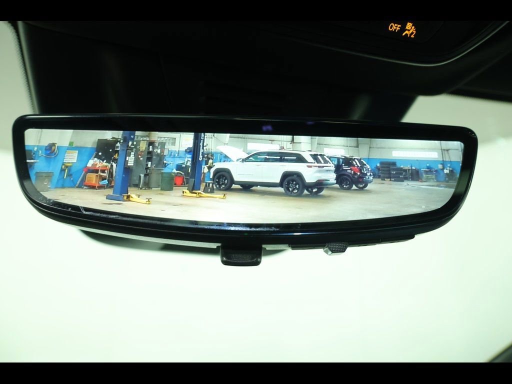 2026 Chevrolet Equinox EV 2LT - Photo 17