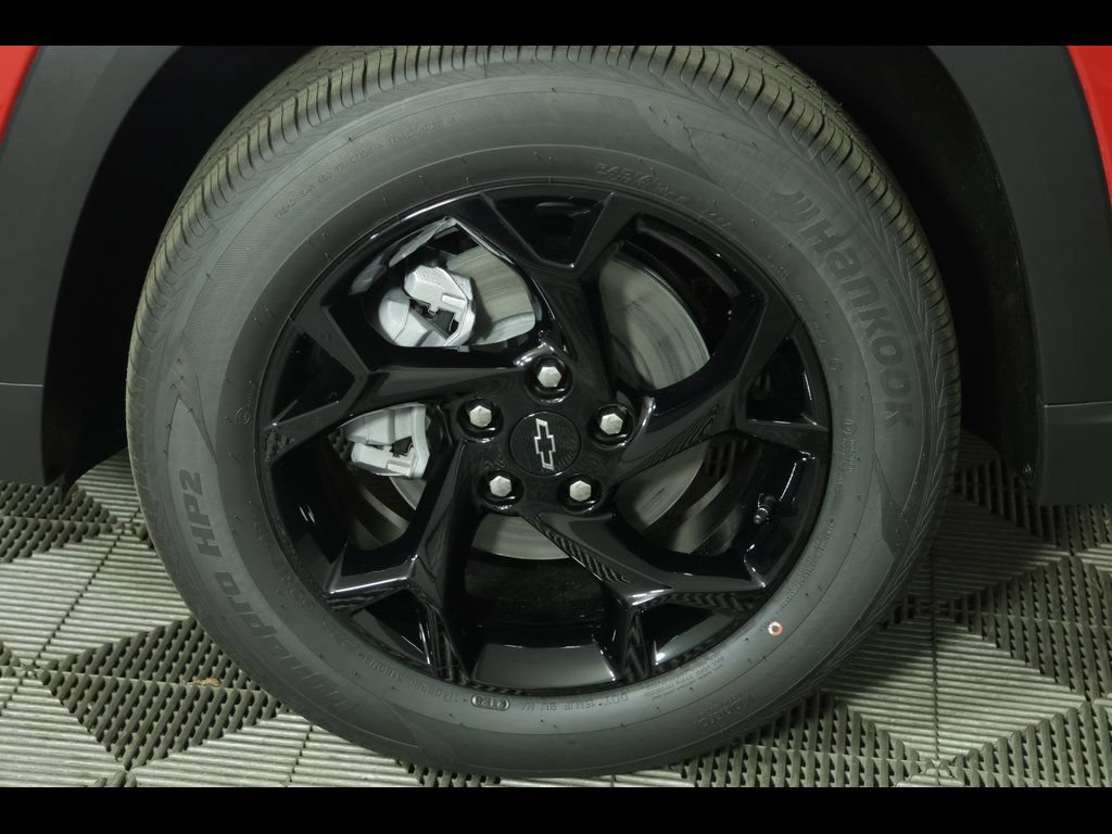 2026 Chevrolet Trax LT - Photo 10