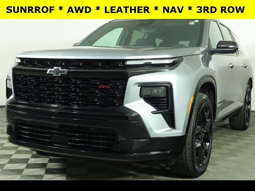 Used 2024 Chevrolet Traverse RS SUV