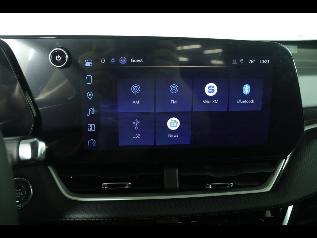 2027 Chevrolet Equinox LT - Photo 18