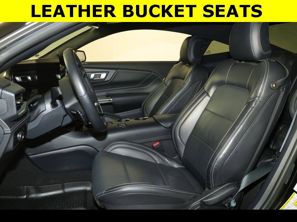 2024 Ford Mustang GT photo 2