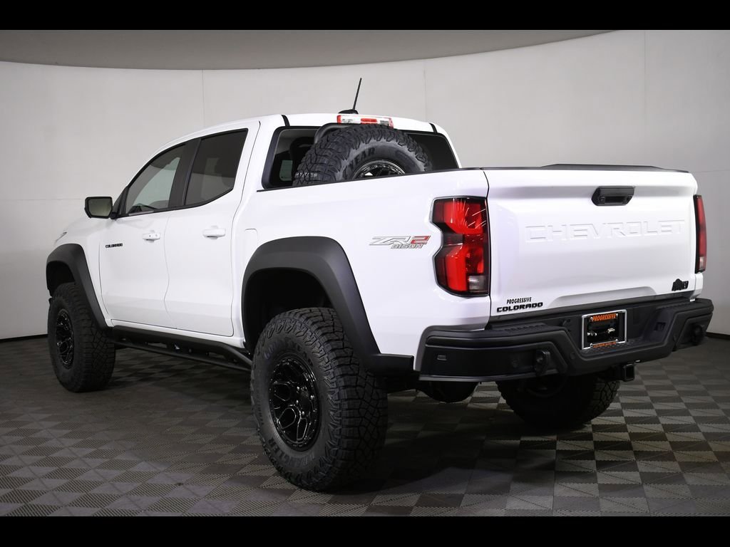 2024 Chevrolet Colorado ZR2 photo 3