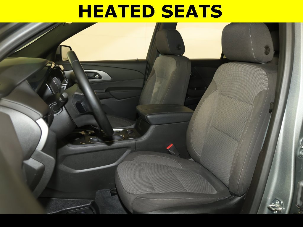 2023 Chevrolet Traverse Cloth photo 3