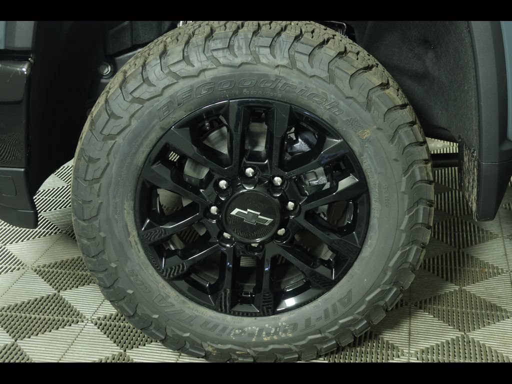 2026 Chevrolet Silverado 2500 HD LTZ - Photo 15