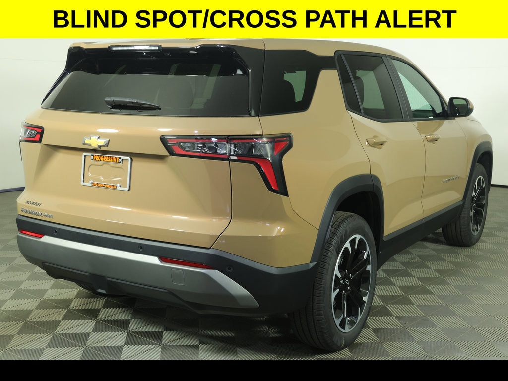 2027 Chevrolet Equinox LT - Photo 8