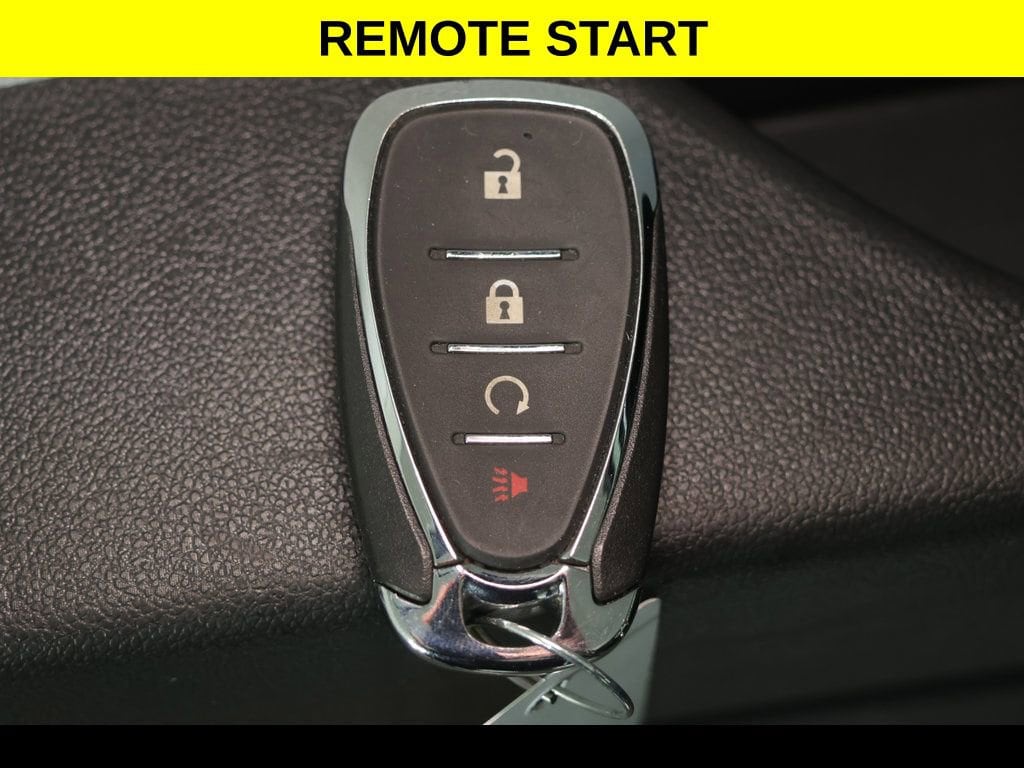 Used 2025 Chevrolet Trax LT SUV
