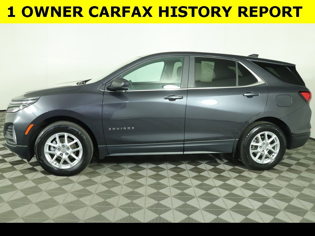 2023 Chevrolet Equinox LT photo 3