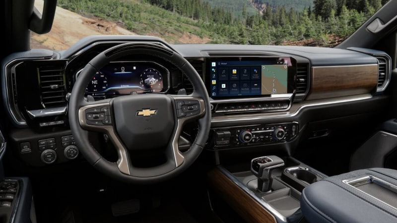 2024 Chevy Silverado 1500 Infotainment