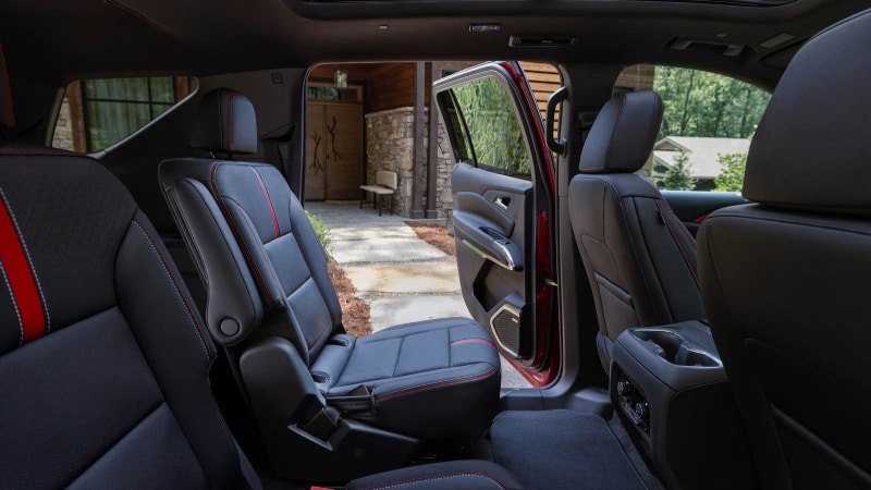 2025 Traverse Interior Seating 