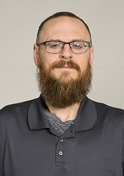 Staff member Jason Yarbour from ID_5bb29db880ae