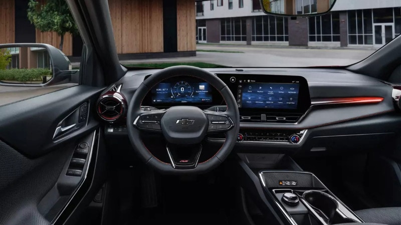 2025 Chevy Equinox Infotainment System & Safety Features