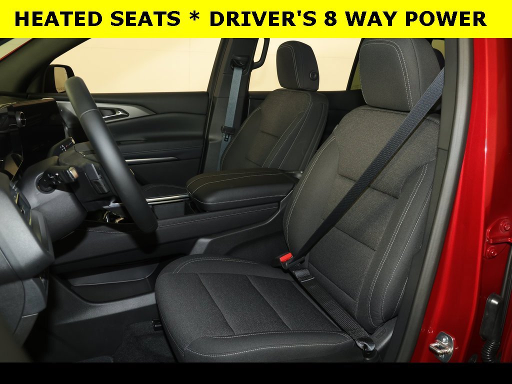 2026 Chevrolet Traverse photo 3