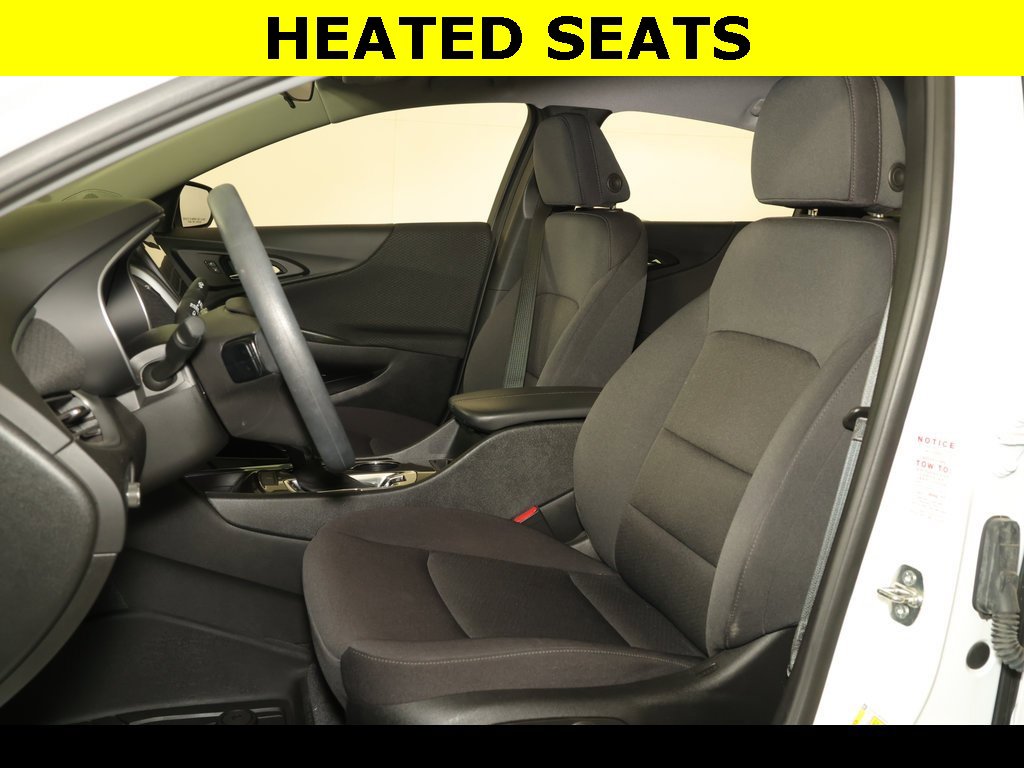 2022 Chevrolet Malibu 1LT photo 3