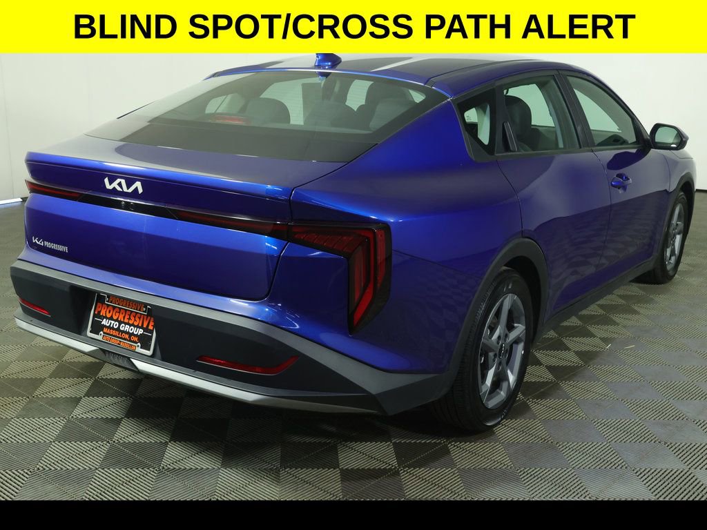 2025 Kia K4 LXS - Photo 6
