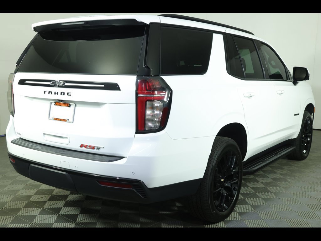 2023 Chevrolet Tahoe RST photo 2