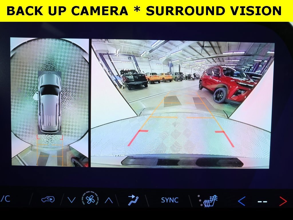 New 2026 Chevrolet Traverse LT SUV