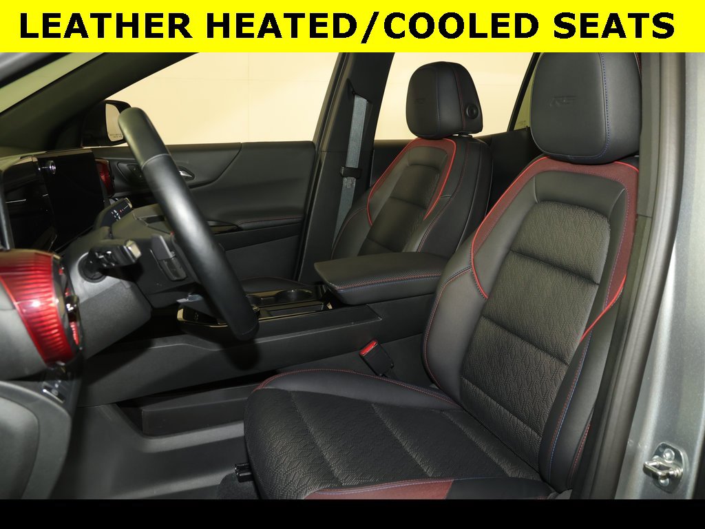 2025 Chevrolet Equinox RS photo 4