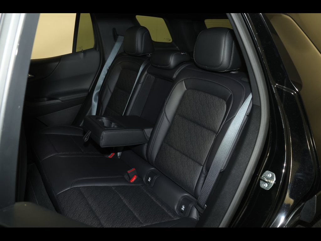 2026 Chevrolet Equinox LT - Photo 25