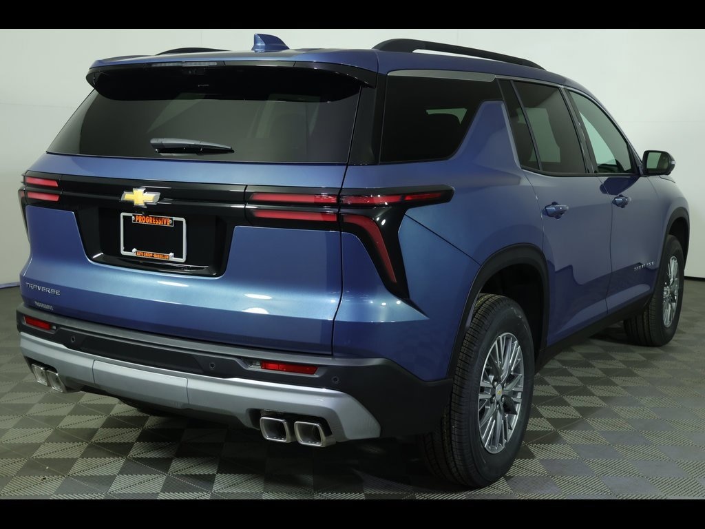New 2026 Chevrolet Traverse LT SUV