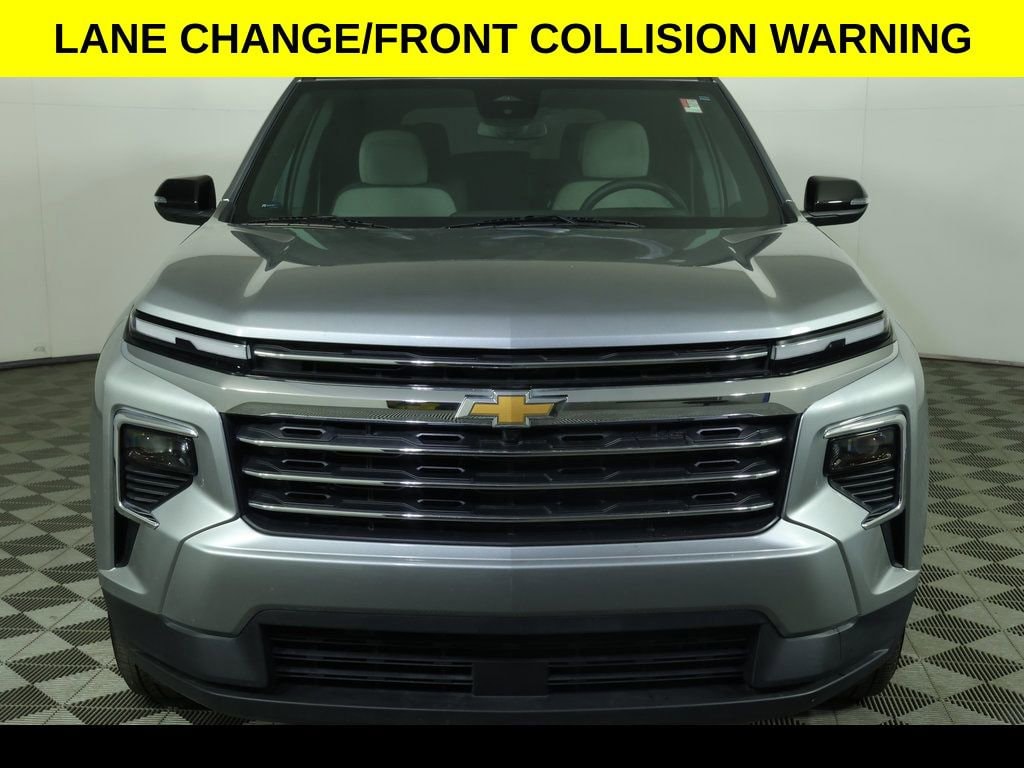 2025 Chevrolet Traverse LT - Photo 8
