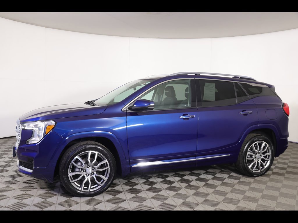 2023 Gmc Terrain Denali photo 2
