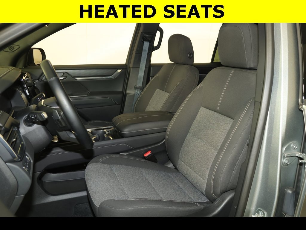 Used 2025 GMC Acadia Elevation SUV