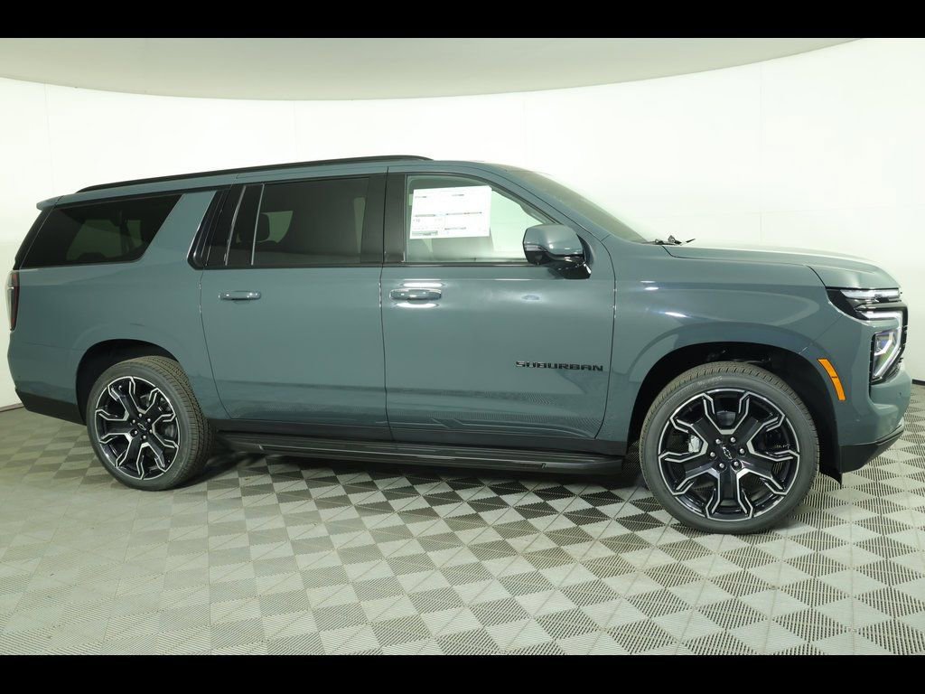 2026 Chevrolet Suburban RST - Photo 13