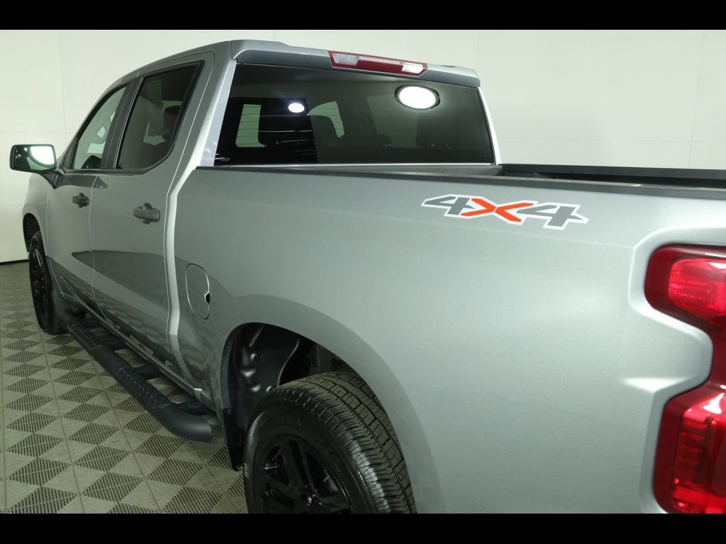 2023 Chevrolet Silverado 1500 Custom - Photo 17