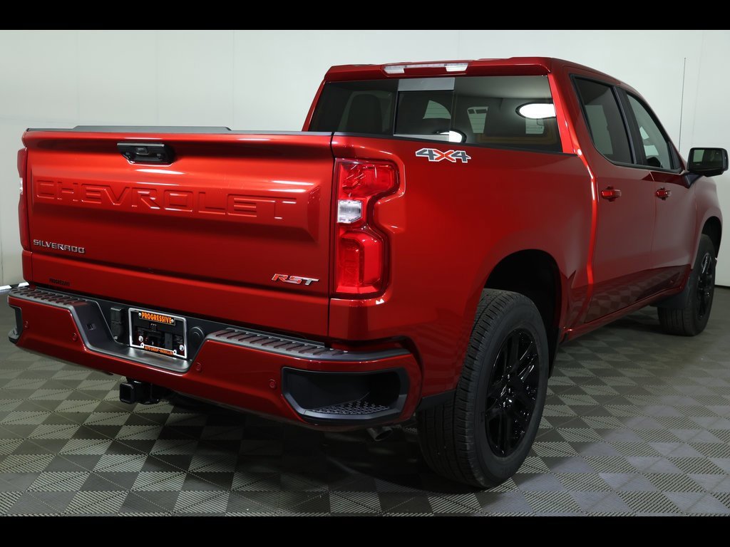 2026 Chevrolet Silverado 1500 RST photo 2