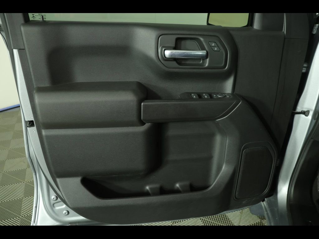 2023 Chevrolet Silverado 1500 Custom - Photo 22
