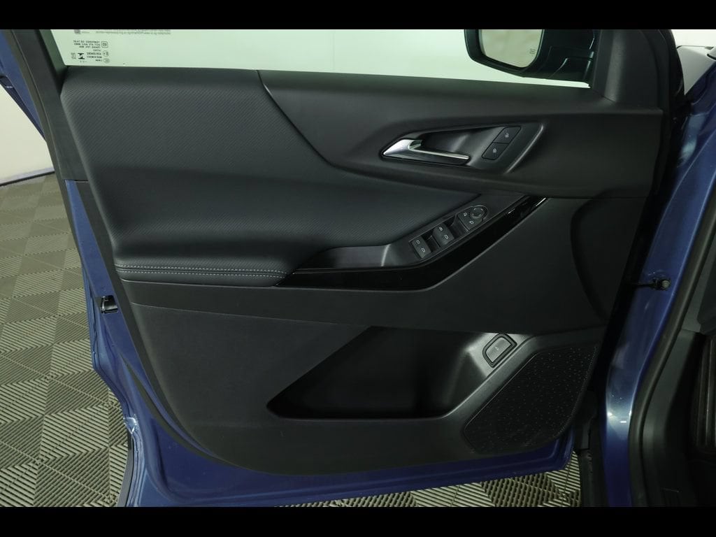 2026 Chevrolet Equinox LT - Photo 23