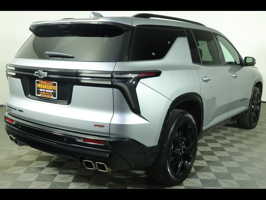 Used 2024 Chevrolet Traverse RS SUV