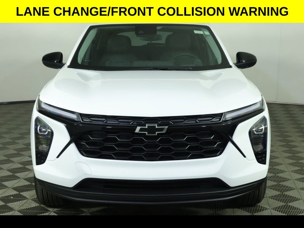 2026 Chevrolet Trax LT - Photo 8