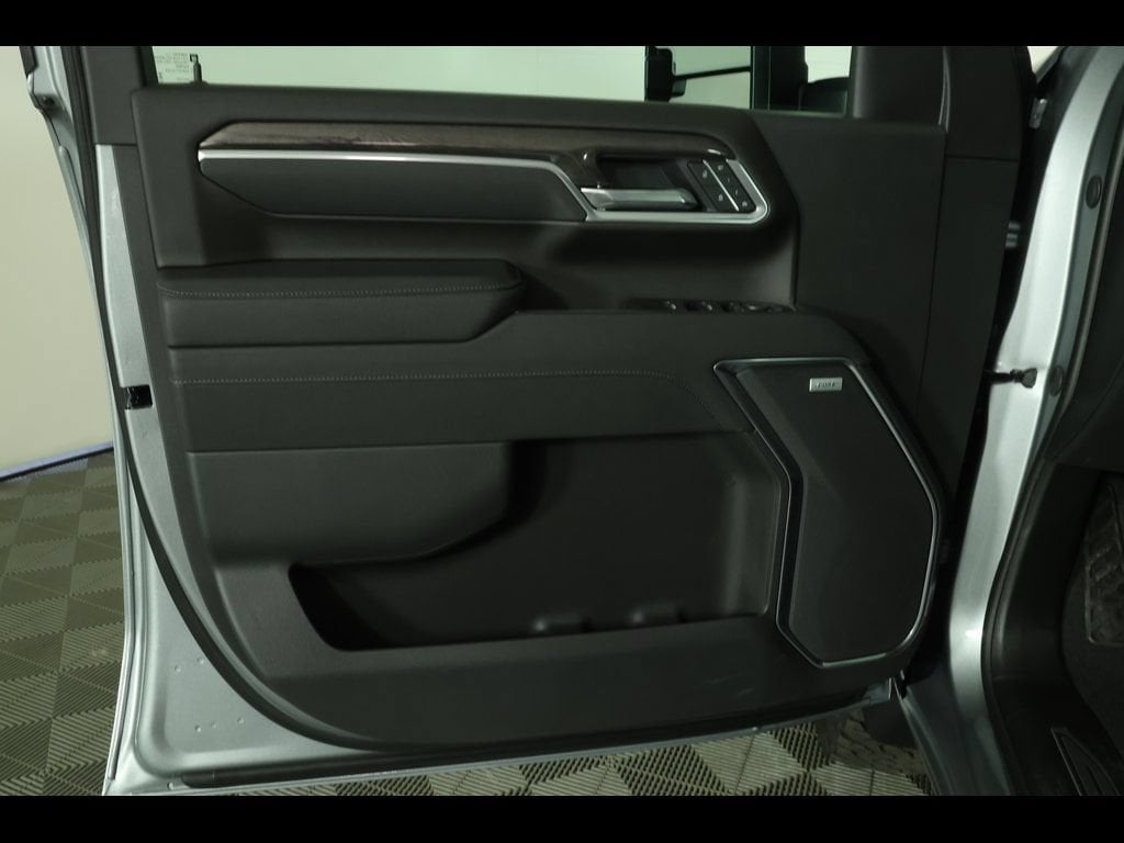 2026 Chevrolet Silverado 2500 HD LTZ - Photo 28