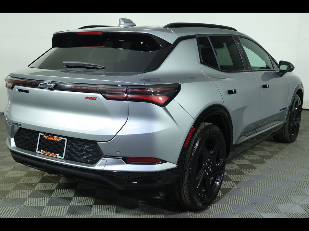 Used 2025 Chevrolet Equinox EV RS with VIN 3GN7DSRP8SS121652 for sale in Massillon, OH