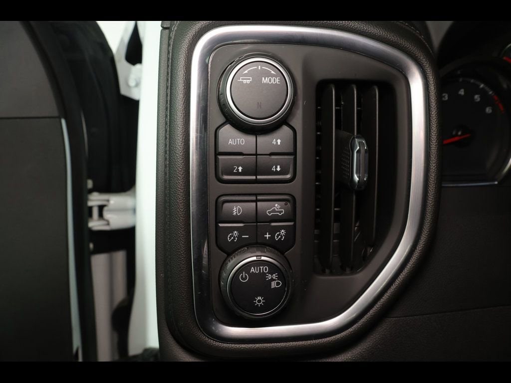 2022 Chevrolet Silverado 1500 Limited LT Trail Boss - Photo 15