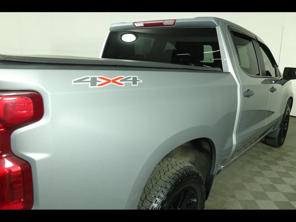 2023 Chevrolet Silverado 1500 Custom - Photo 18