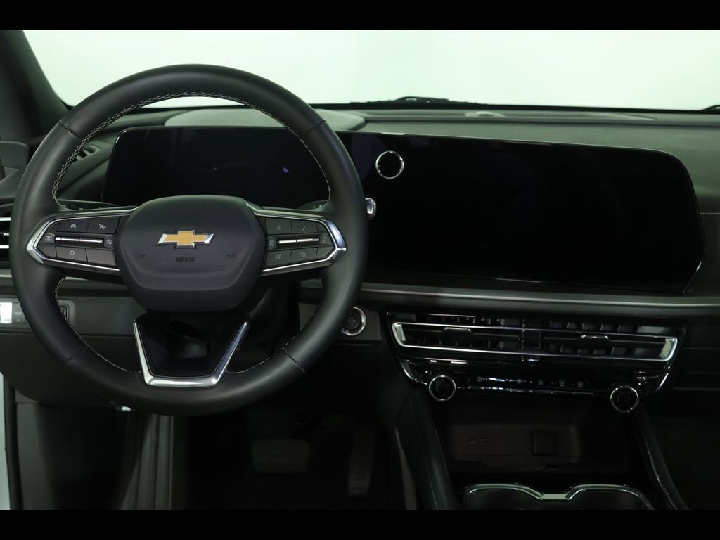 2025 Chevrolet Traverse LT - Photo 15