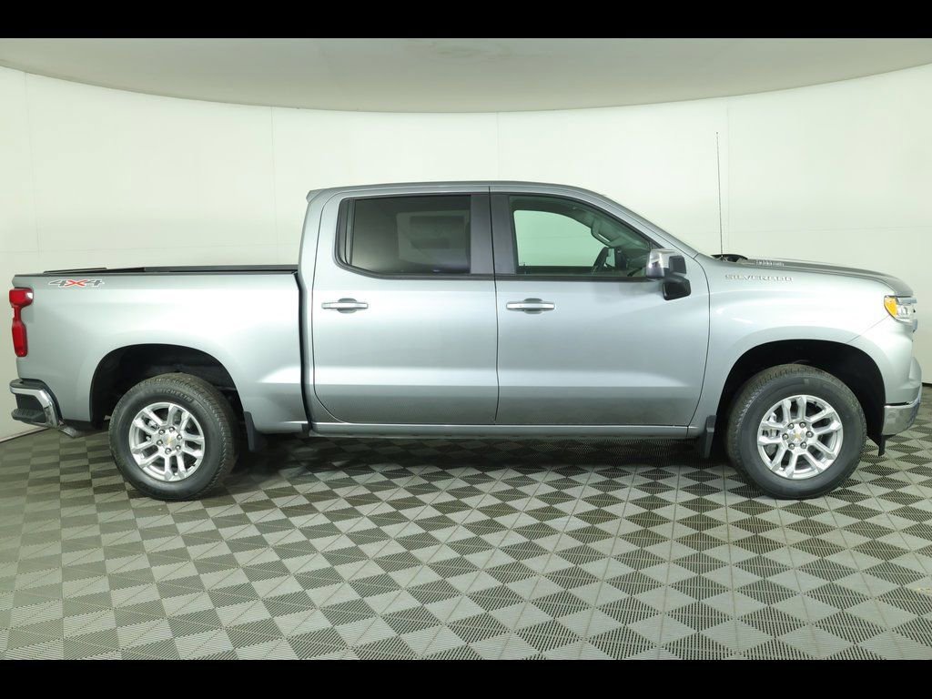 2026 Chevrolet Silverado 1500 LT - Photo 15
