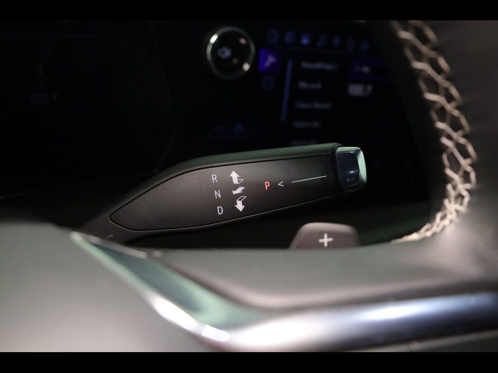 2025 Chevrolet Traverse LT - Photo 27