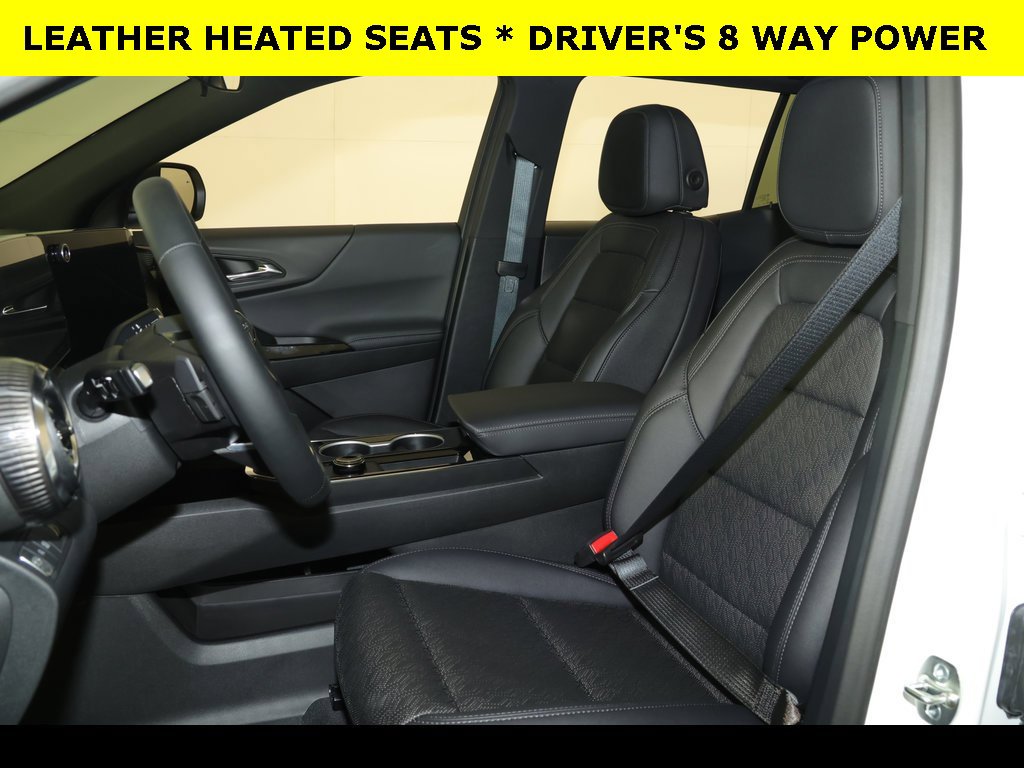 2026 Chevrolet Equinox LT photo 3