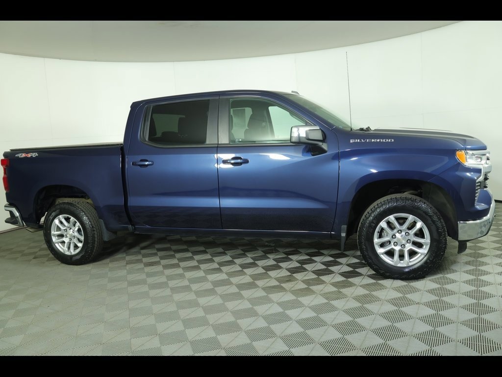 Used 2022 Chevrolet Silverado 1500 LT Truck