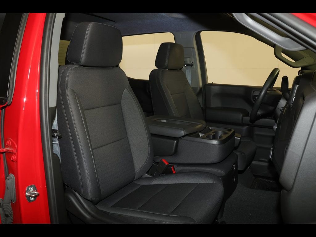 2024 Chevrolet Silverado 1500 Custom - Photo 32