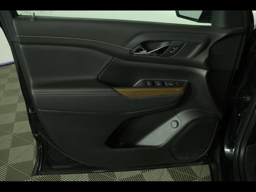 2023 GMC Acadia SLE - Photo 22