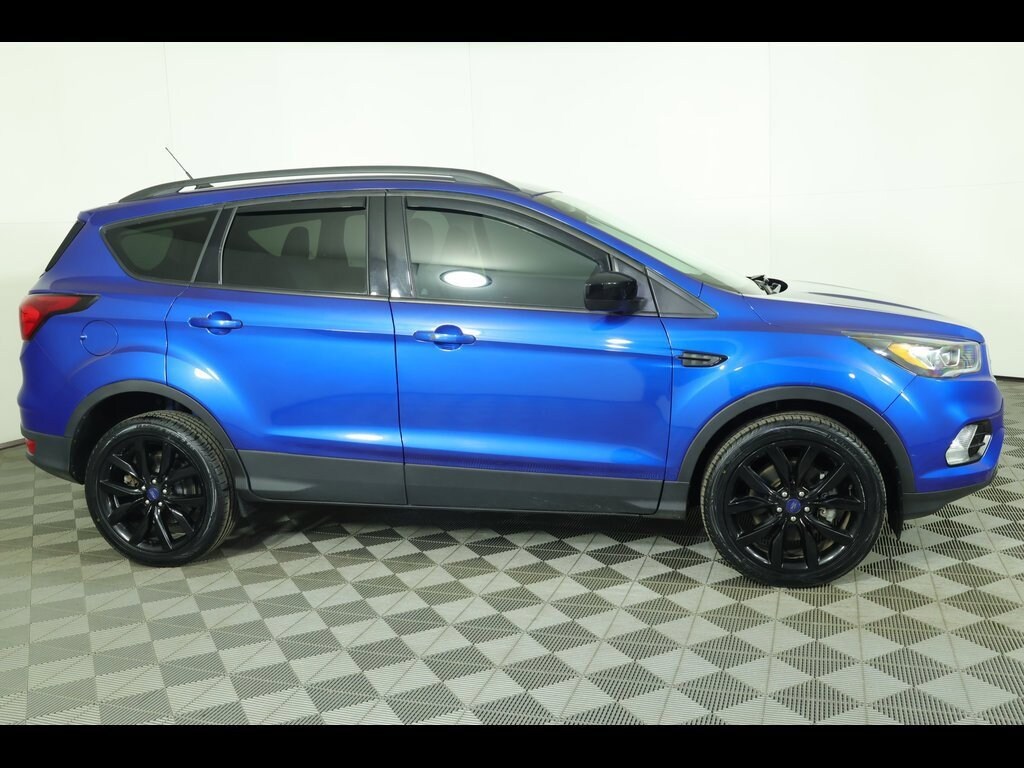 Used 2019 Ford Escape SE