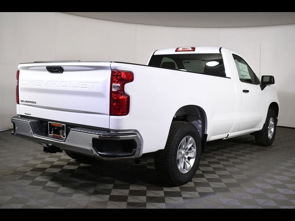 2025 Chevrolet Silverado 1500 photo 2