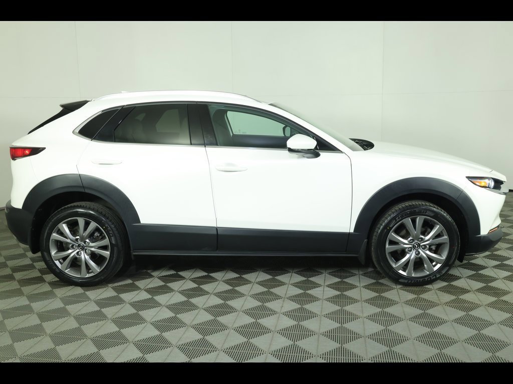 2020 Mazda CX-30 Premium photo 2